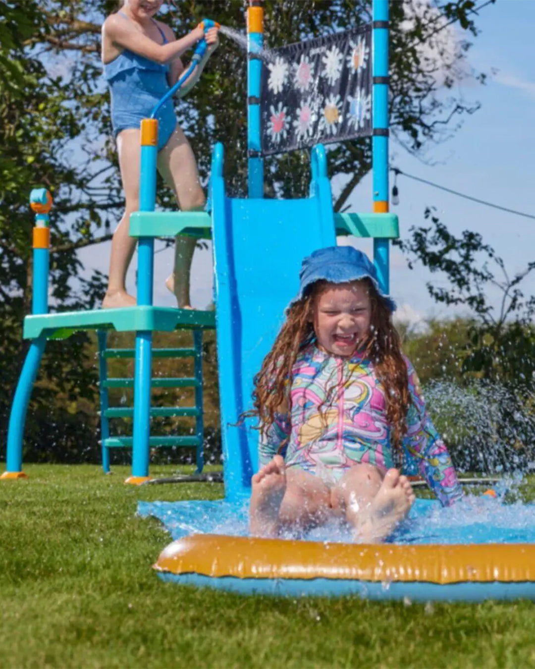 Water Park Shower alemaz.com