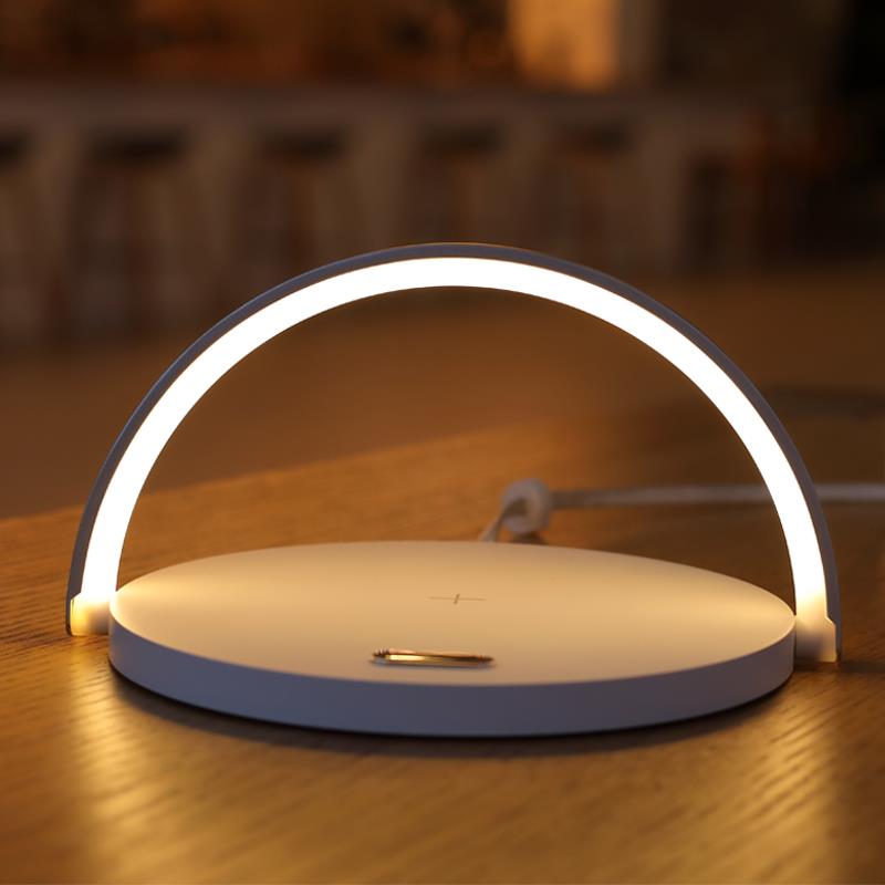 Rako Soul Night Table Lamp With Wireless 10W Fast Charging doha qatar www.alamat.me