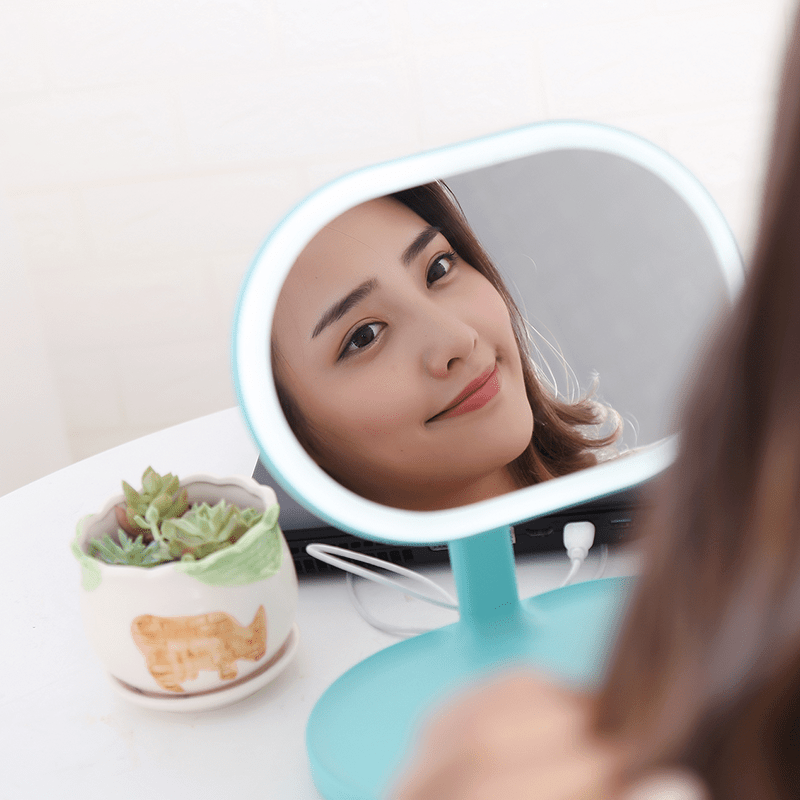 Rako Celebrity Mirror with charging, lighting and multimedia.